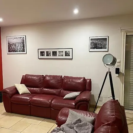 Sany:10 Pers Maison 200m2 Piscine , Jacuzzi Willa