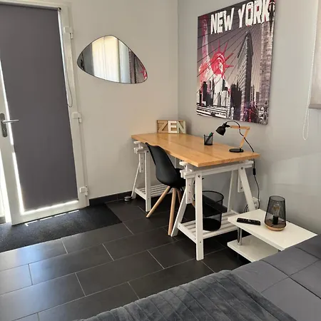 Sany:10 Pers Maison 200m2 Piscine , Jacuzzi Villa *