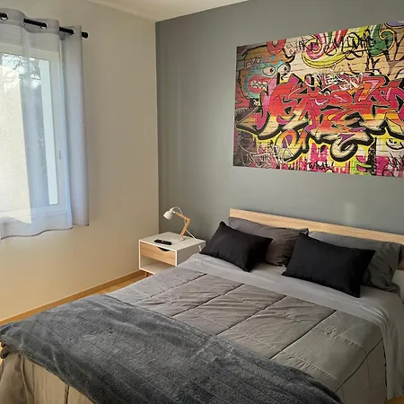 Villa Sany:10 Pers Maison 200m2 Piscine , Jacuzzi Narrosse