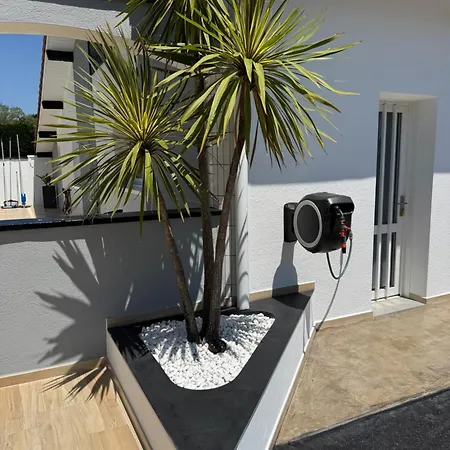 Sany:10 Pers Maison 200m2 Piscine , Jacuzzi *