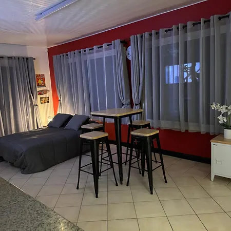 Sany:10 Pers Maison 200m2 Piscine , Jacuzzi Villa