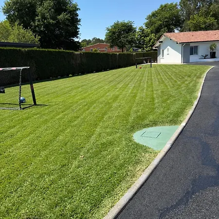 Villa Sany:10 Pers Maison 200m2 Piscine , Jacuzzi Narrosse