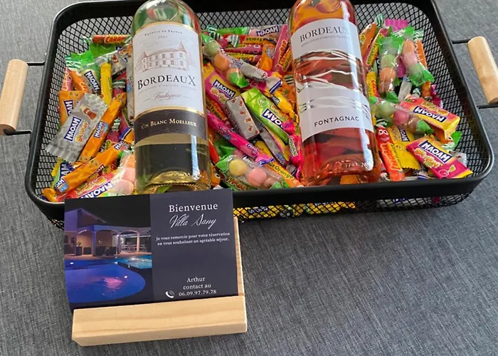 Sany:10 Pers Maison 200m2 Piscine , Jacuzzi *