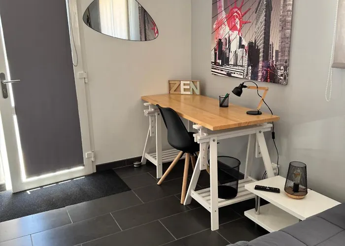 Sany:10 Pers Maison 200m2 Piscine , Jacuzzi Villa *