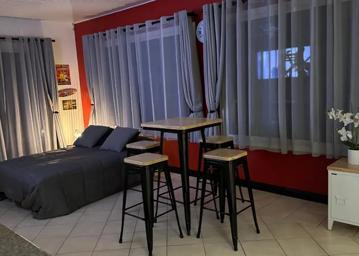 Sany:10 Pers Maison 200m2 Piscine , Jacuzzi Villa