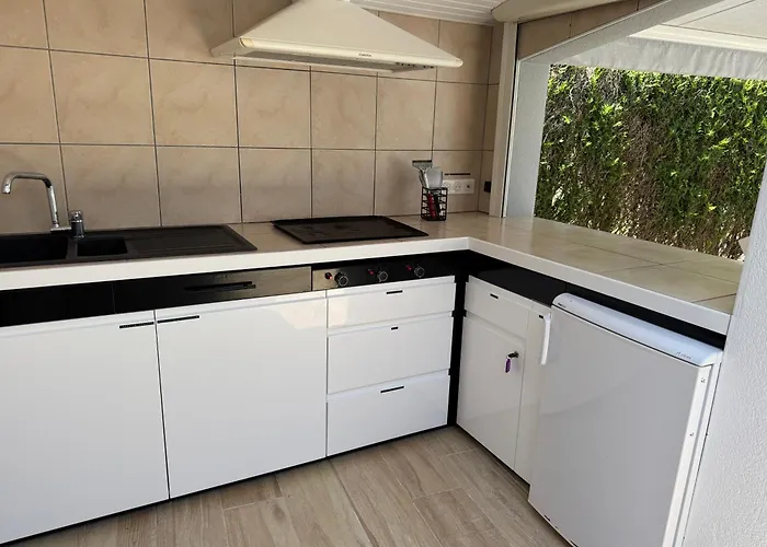 Sany:10 Pers Maison 200m2 Piscine , Jacuzzi * Narrosse